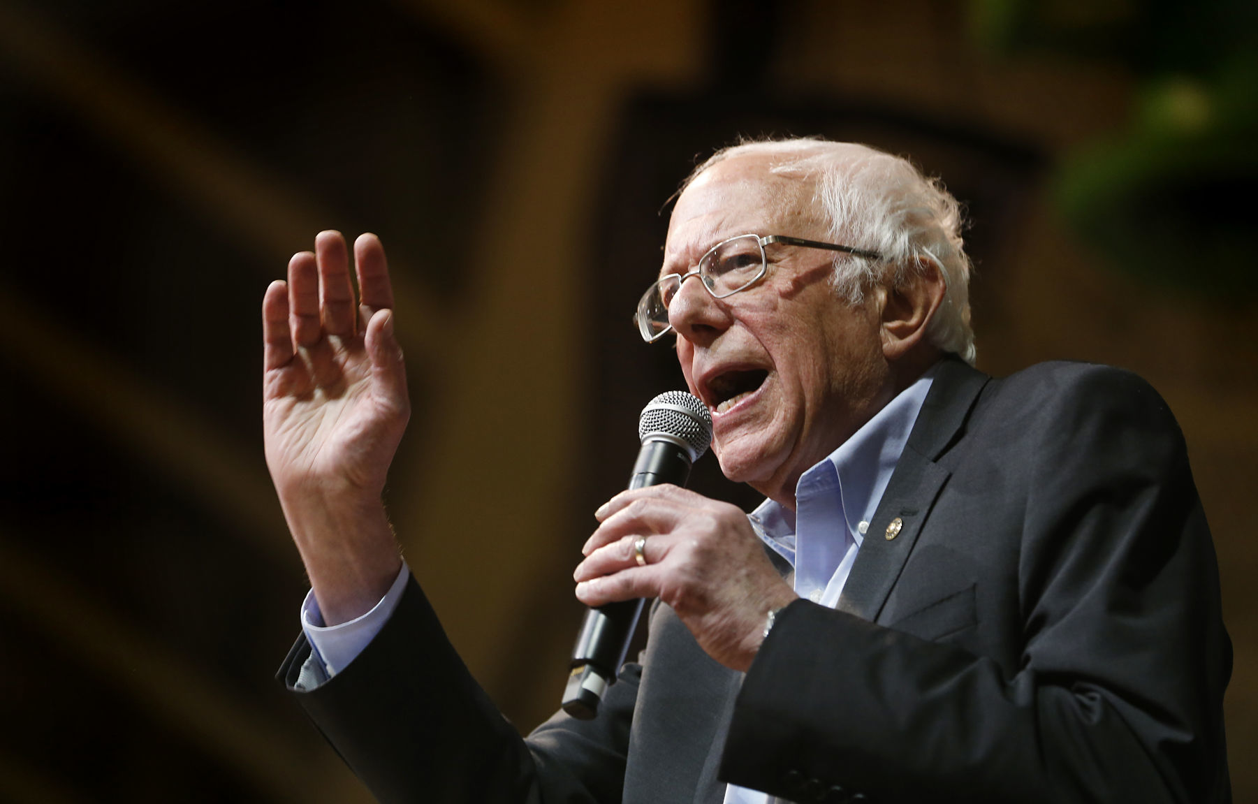 20200228_MET_BERNIE_AWE20